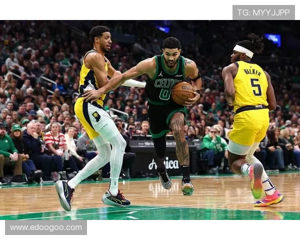 塔图姆豪取35分14篮板拉文29分难救公牛凯尔特人获胜